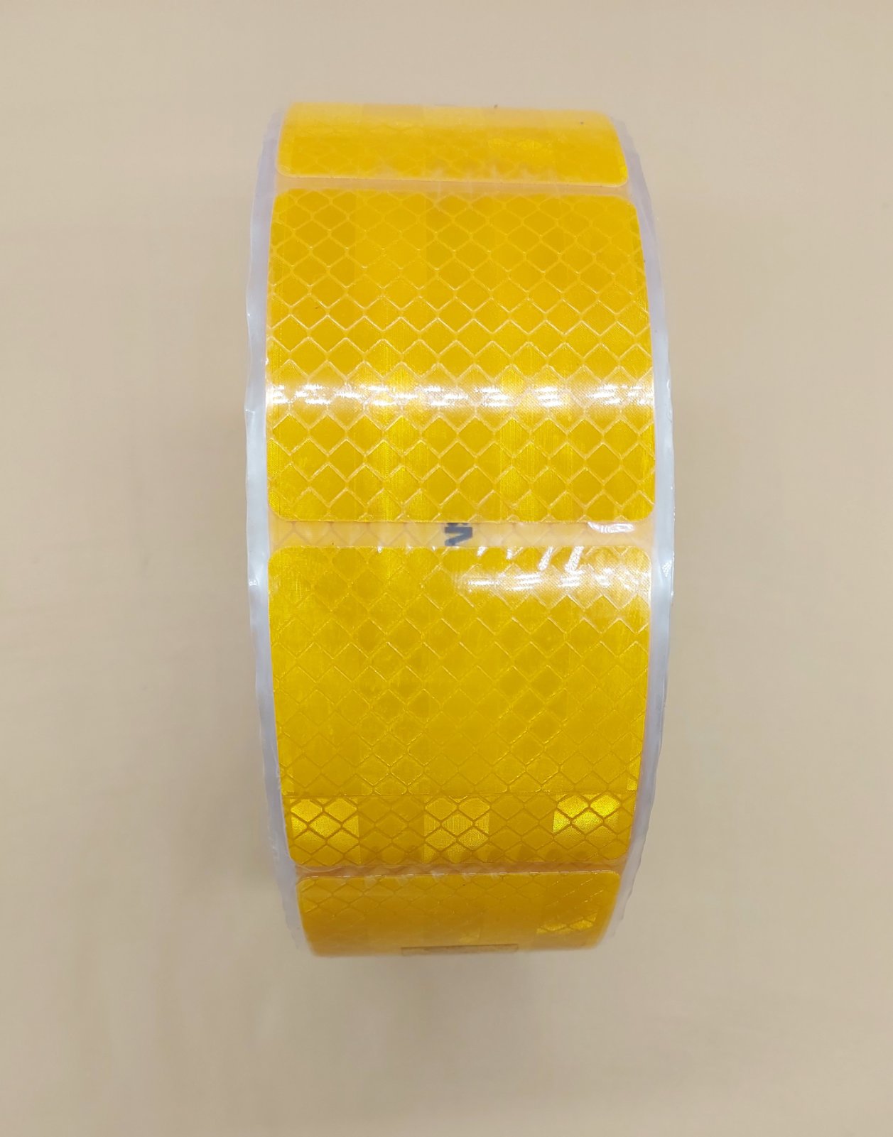 3M Скотчі та ізолента  стрічка світловідбивна 3М 5см х 50м YELLOW
